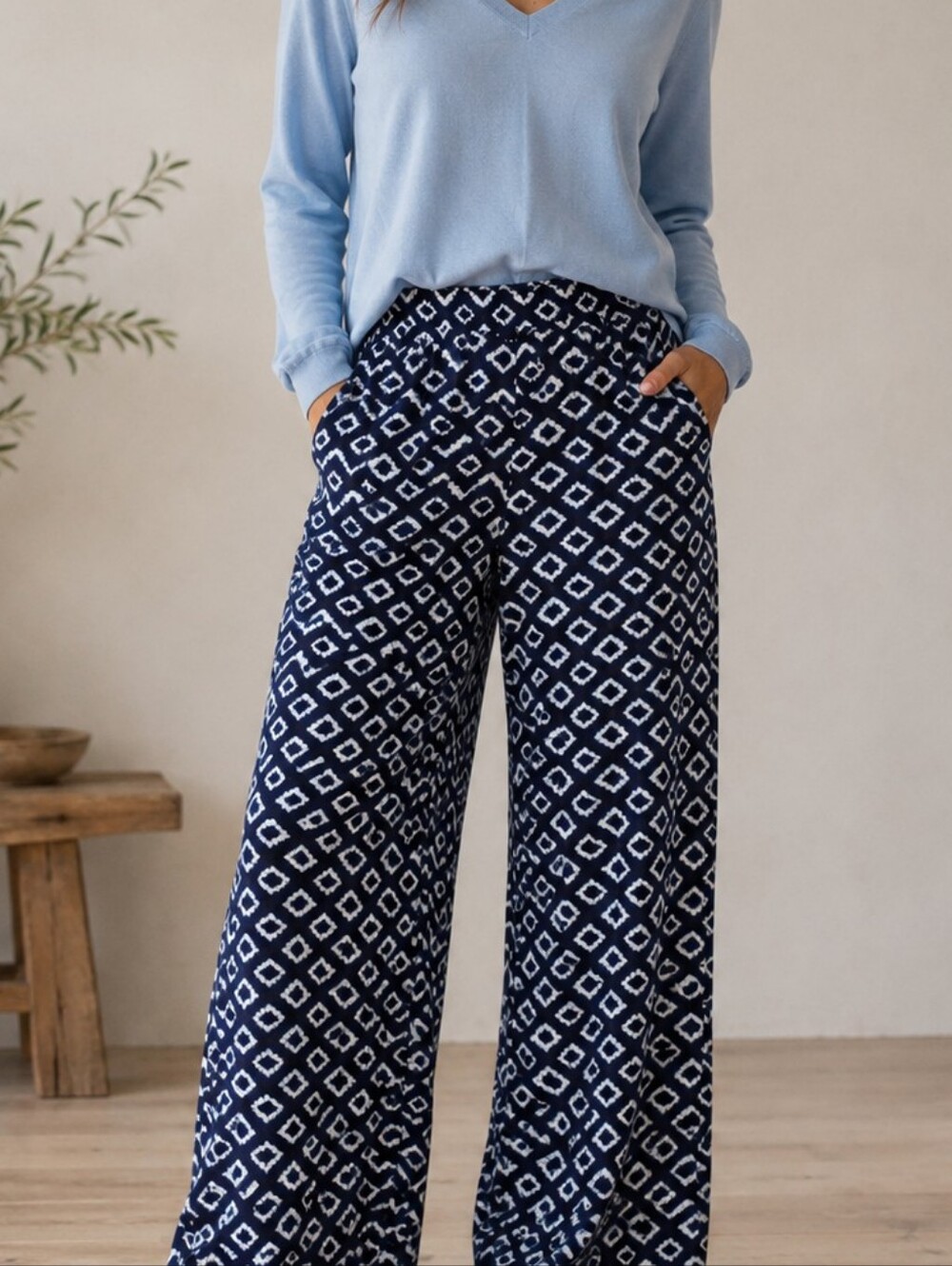 Loft Linen Blend Blue Print Wide Leg Pant Elastic Back Sz L Coastal Resortwear